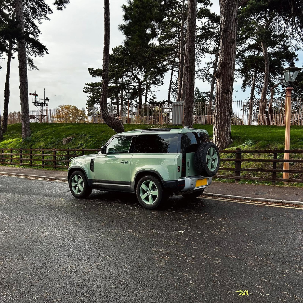 Land Rover Defender Rental